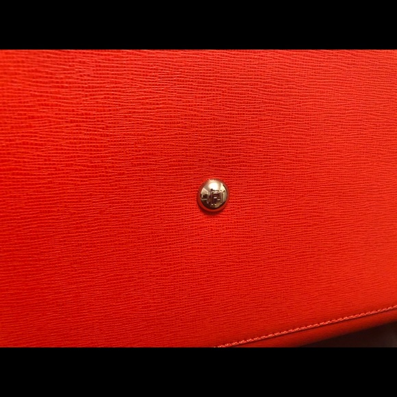 SOLD‼️…5️⃣5️⃣0️⃣ (OP) Fendi 2jours - Picture 11 of 13